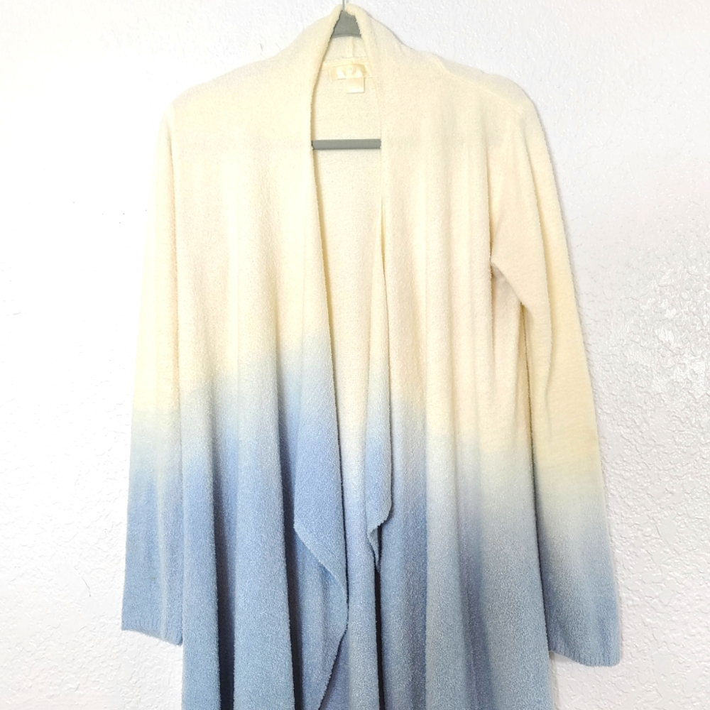 BAREFOOT DREAMS CozyChic Lite Ombre Calypso Wrap in Pearl / Chambray - Picture 4 of 9